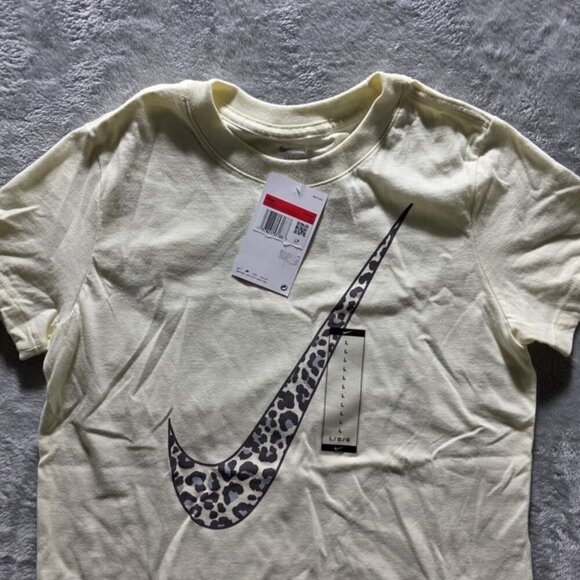 Nike Kids Big Swoosh Graphic Tee - Size L (Large) - Leopard Print - New With Tag - Picture 2 of 8